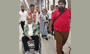 চিকিৎসা শেষে দেশে ফিরেছেন মির্জা আব্বাস