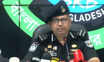 যুব উন্নয়নের প্রশ্নফাঁসের ঘটনায় গ্রেপ্তার ৭, যেভাবে ছড়ায় প্রশ্নপত্র